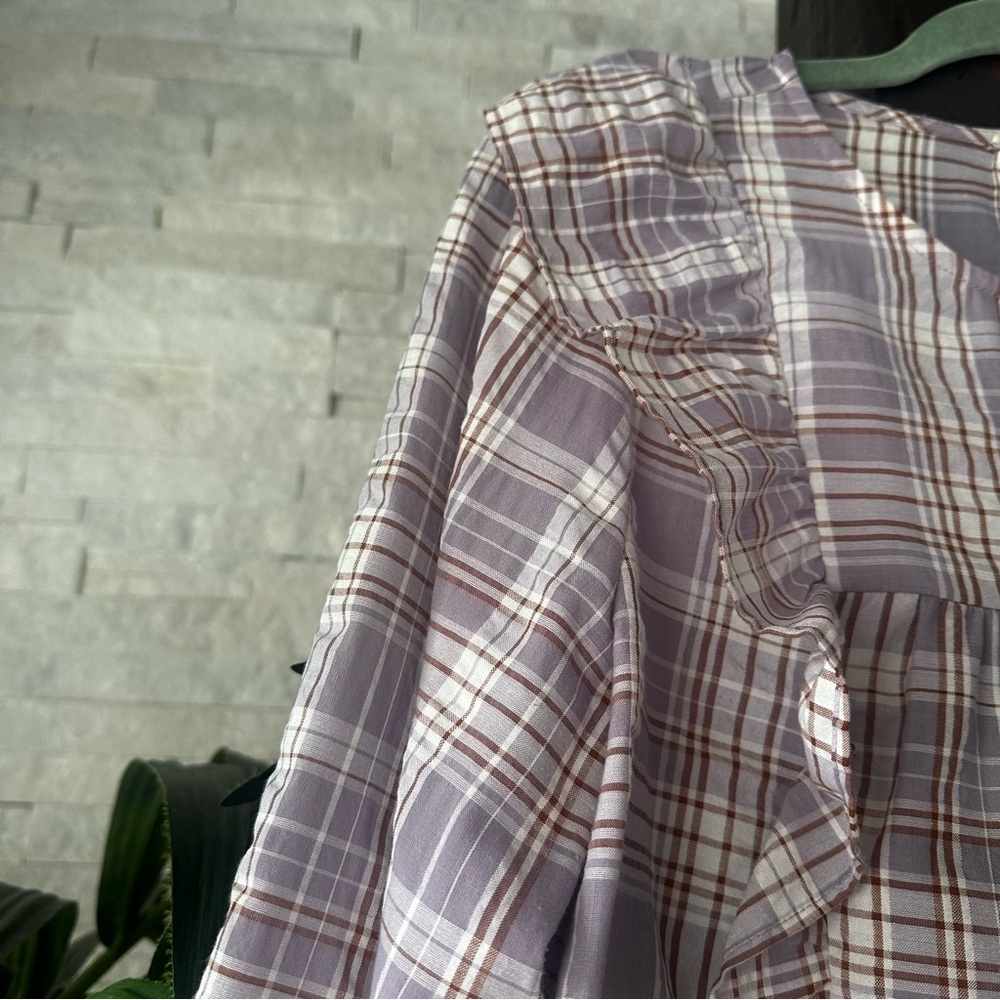 LOFT Frosted Lavender Ruffled Plaid Blouse Size Small - Picture 3 of 11